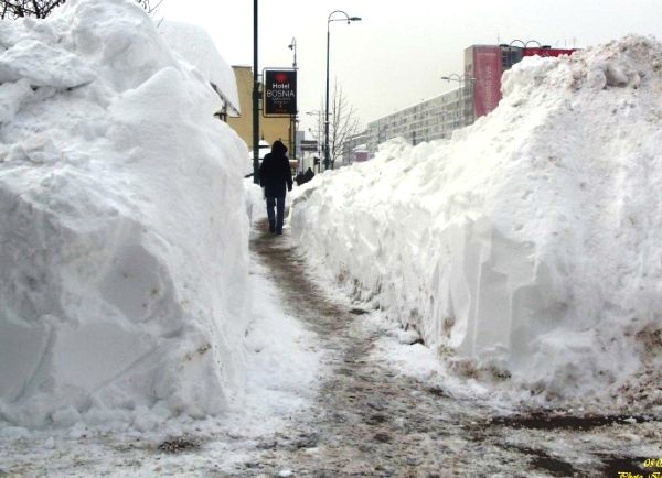 hrpe snijega u sarajevu