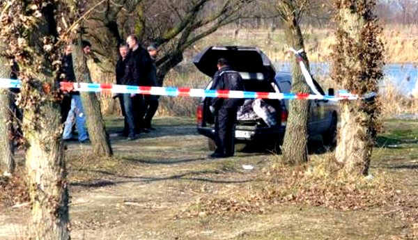 Sin osumnjičen da je raskomadao oca sjekirom i tijelo bacio u jezero