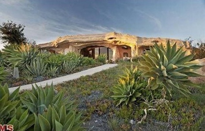 Savr&scaron;eni dom za modernog Freda Kremenka