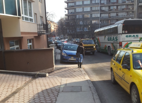 Građani Vraca u borbi protiv trotoarskih siledzija