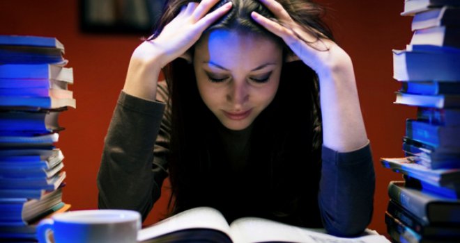 Imaš nedovoljan ili želiš popraviti prosjek ocjena? Prijavi se za besplatne instrukcije!