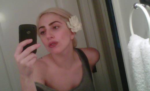 Lejdi Gaga na Twitteru pokazala svoje pravo lice