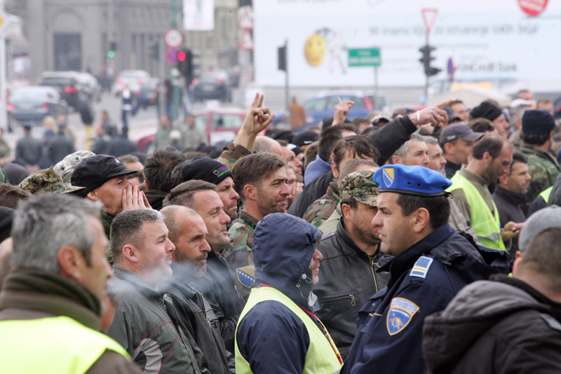 Protesti bivših pripadnika OSBiH u Sarajevu/ Foto: DEPO PORTAL Protesti bivših pripadnika OSBiH u Sarajevu/ Foto: DEPO PORTAL