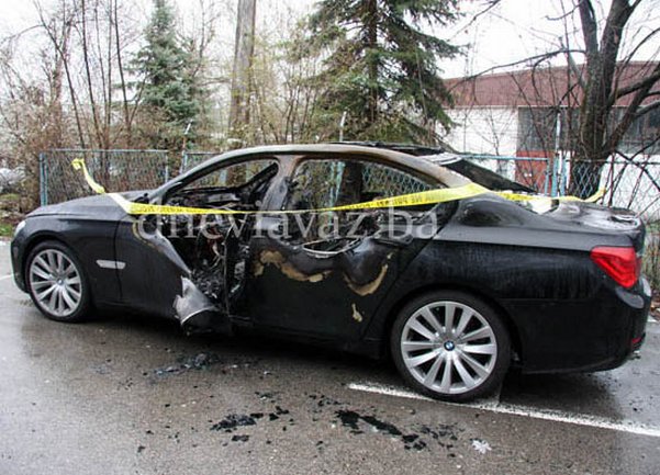 bomba postavljena pod BMW u Skender-Vakufu/ Foto: Dnevni avaz