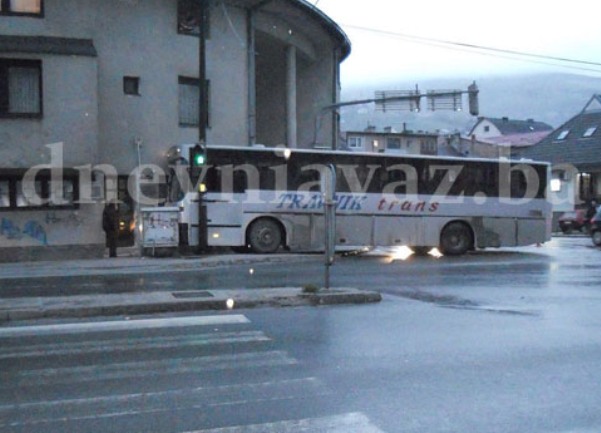 autobus se zabio u zgradu u Travniku