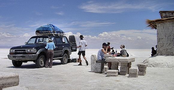 Jezero Salar de Uyuni u Boliviji
