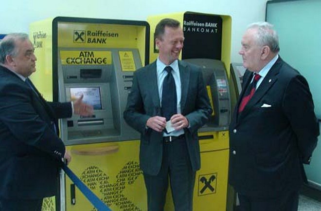 atm mjennjačnica