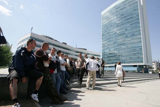 protesti boraca ispred institucija BiH/ Foto: DEPO PORTAL