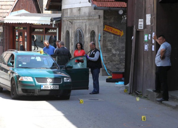 pljačka zlatara u jajcu