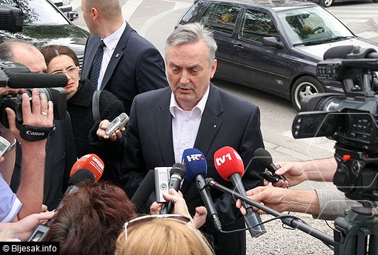 Zlatko lagumdžija dolazi na sastanak &scaron;estorke u Mostaru/ Foto: Bljesak.info