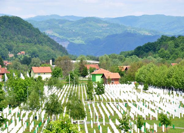 potocari srebrenica naslovna