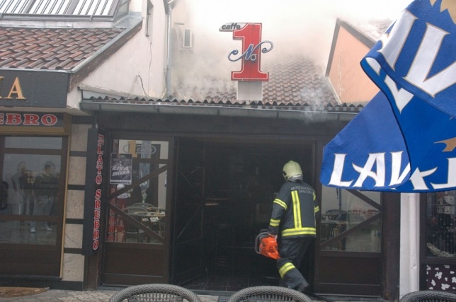 požar u kafiću No1 u Banjaluci/ Foto: Nezavisne novine