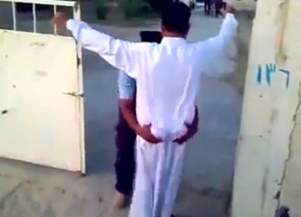 pretres pred molitvu