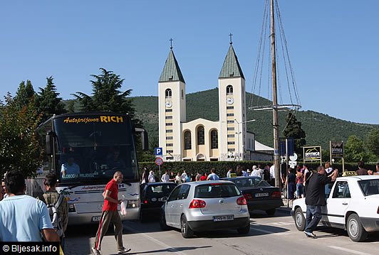 Međugorje - godišnjica ukazanja Gospe Međugorje - godišnjica ukazanja Gospe