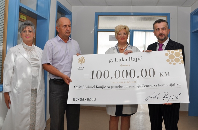 Luka Rajić donirao 100.000 KM Centru za hemodijalizu Opšte bolnice Konjic Luka Rajić donirao 100.000 KM Centru za hemodijalizu Opšte bolnice Konjic