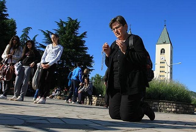 Međugorje - godišnjica ukazanja Gospe Međugorje - godišnjica ukazanja Gospe