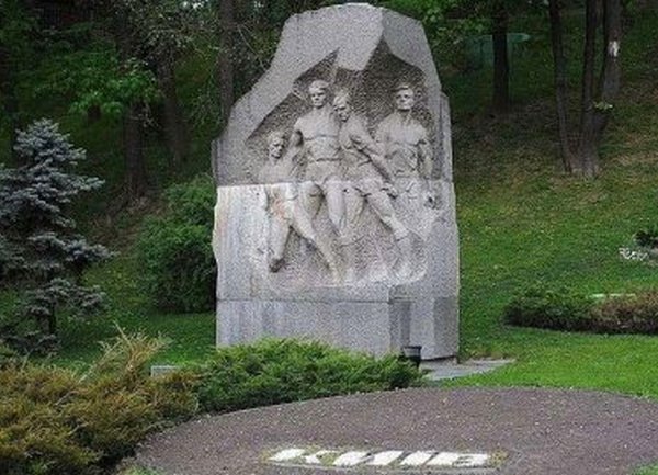 spomenik fudbalerima