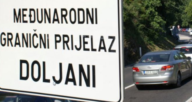 Šta državljani BiH mogu prenijeti preko granice: Za svaki dan boravka potrebno 70 eura, dopušteno litar alkoholnog pića, šteka cigareta...