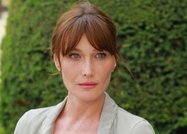 carla bruni fles