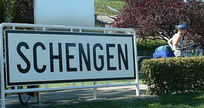 Situacija se stabilizovala. kontrole na unutarnjim granicama Schengena moraju biti uklonjene za šest mjeseci!