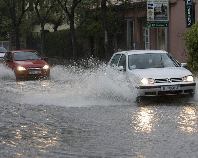 Ki&scaron;a - Hrvatska