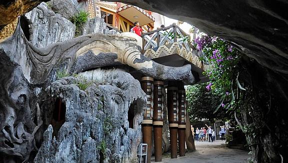 vijetnamska luda kuća