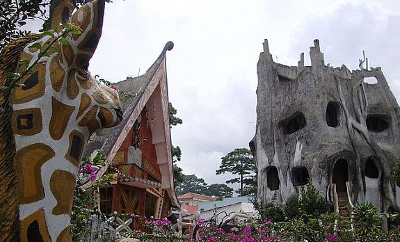 vijetnamska luda kuća