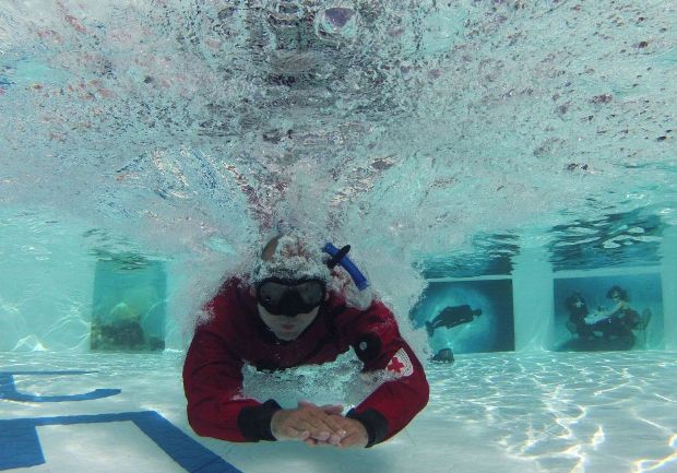 Izložba pod vodom u Zagrebu