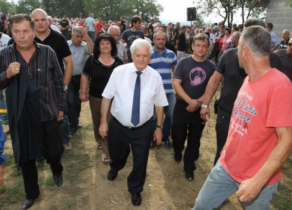 Fikret Abdić Babo - doček u Velikoj Kladu&scaron;i