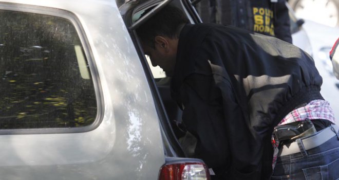 U toku pretresi brokerskih kuća u Sarajevu?