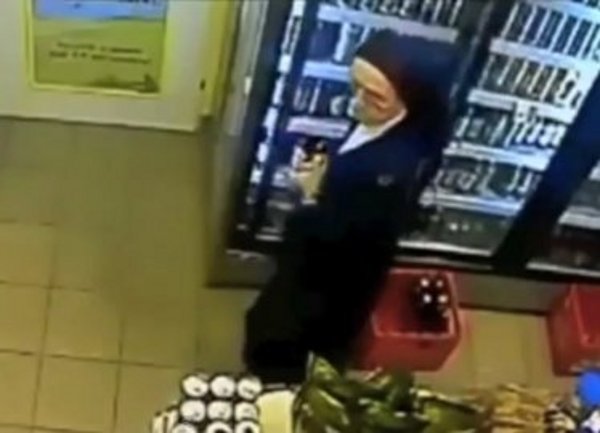 časna sestra krade pivo