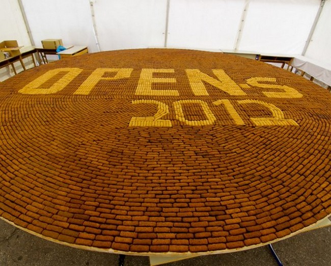 Pogledajte kako izgleda sinija od 10.000 hurmašica Pogledajte kako izgleda sinija od 10.000 hurmašica