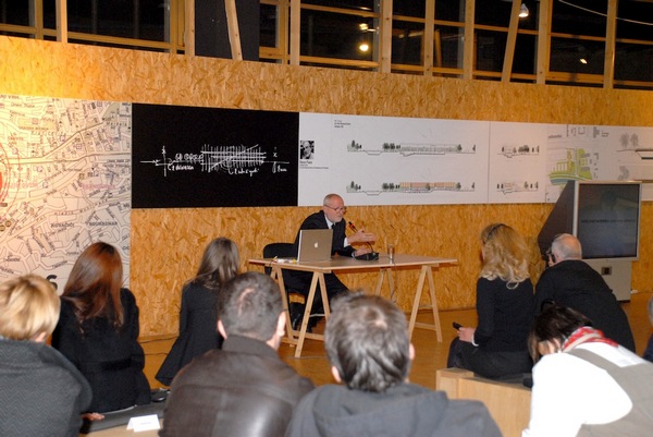 L&oacute;r&aacute;nd Hegyi ars