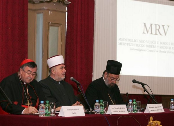 PULJIC SMAJIC KACAVENDA PULJIC SMAJIC KACAVENDA