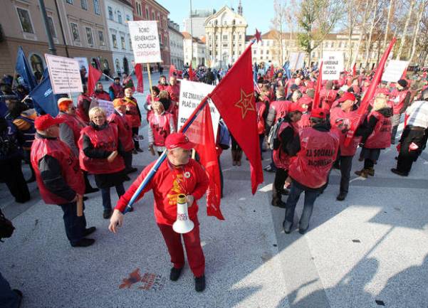 Protesti u Ljubljani, FOTO: Delo Protesti u Ljubljani, FOTO: Delo