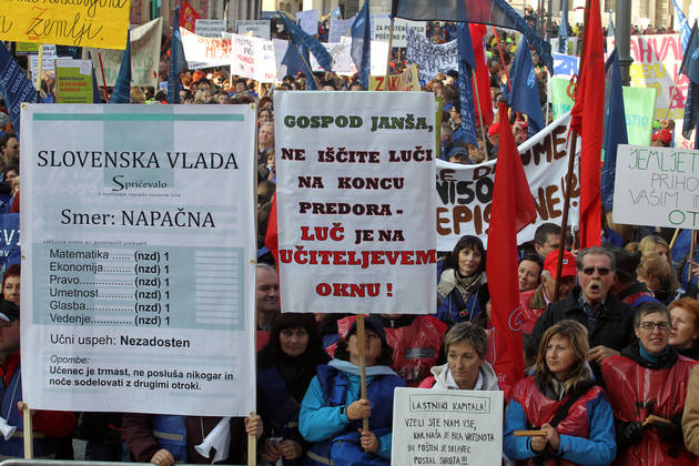 Protesti u Ljubljani, FOTO: Delo Protesti u Ljubljani, FOTO: Delo