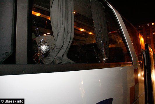 kamenovan autobus/ Foto: Bljesak.info