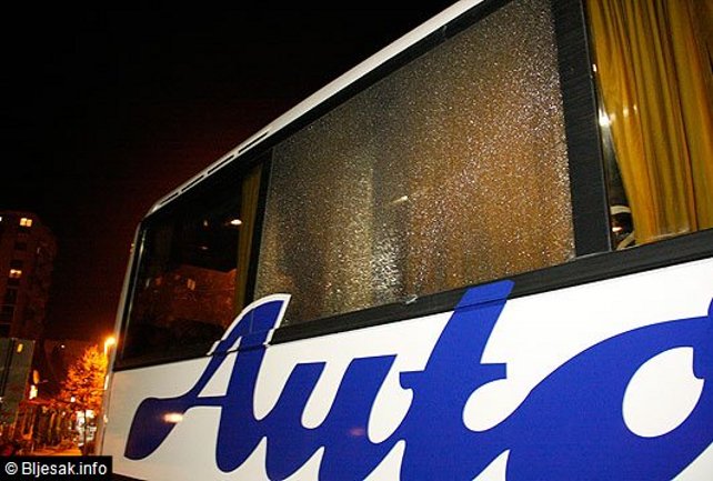 kamenovan autobus/ Foto: Bljesak.info