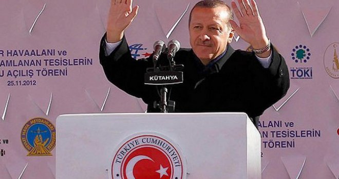 Kriza vlasti u Turskoj: Davutoglu vratio mandat Erdoganu za formiranje vlade