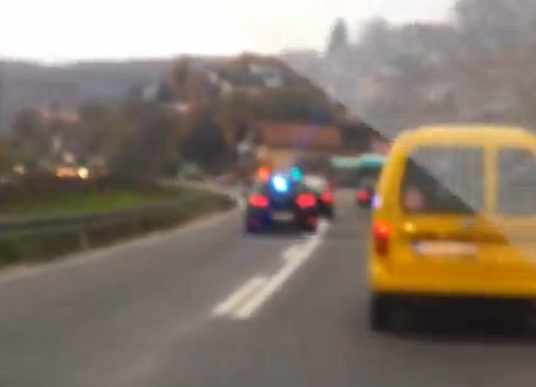 politicari krse saobracajne propise