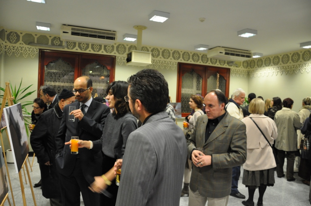 Izložba fotografija Sabine Ćudić Izložba fotografija Sabine Ćudić