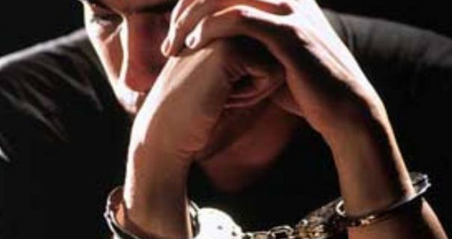 Slučaj oca koji želi da mu uhapse sina: Stručnjaci otkrivaju zašto roditelji ne vide da im dijete ide stranputicom!  