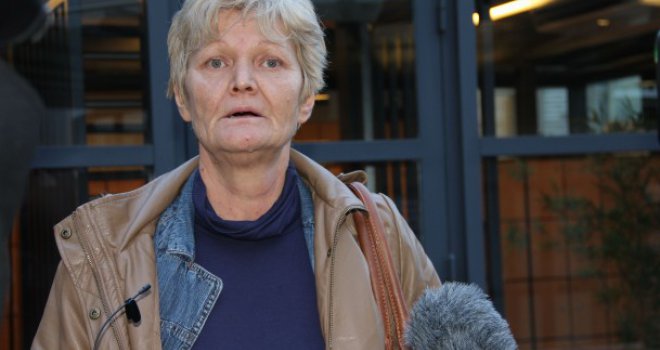 Muškarac pucao na Bakiru Hasečić i njenu porodicu