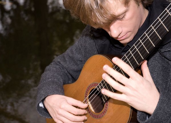 Sanel Redžić Sanel Redžić