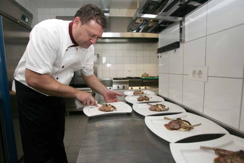 Adi Hadžialić kuhar