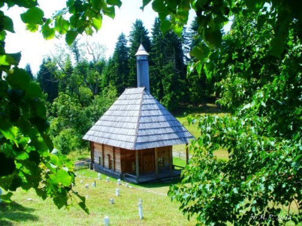 s vremenske linije_džamija u varešu s vremenske linije_džamija u varešu