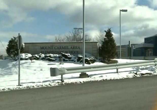 &scaron;kola u sad - pink pi&scaron;tolj