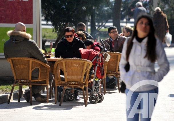 Sunčana nedjelja u Sarajevu, foto: Anadolija