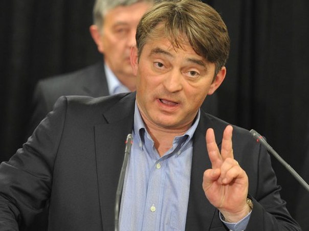 Kom&scaron;ić, nova