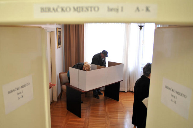 Hrvatski izbori za Evropski parlament u BiH/ Foto: Anadolija Hrvatski izbori za Evropski parlament u BiH/ Foto: Anadolija